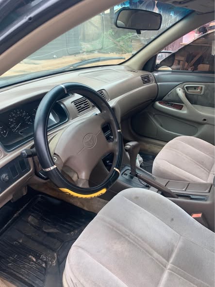 A picture of Toyota Camry Pencil