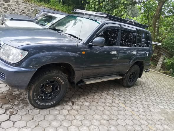 A picture of Quick sale money needed now 43M Deisel manual serious please