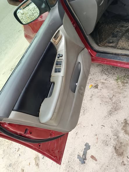 A picture of 06 Toyota Corolla
