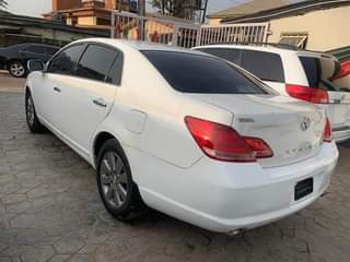 A picture of Clean and sound registered 2007 Toyota Avalon XLS in perfect
