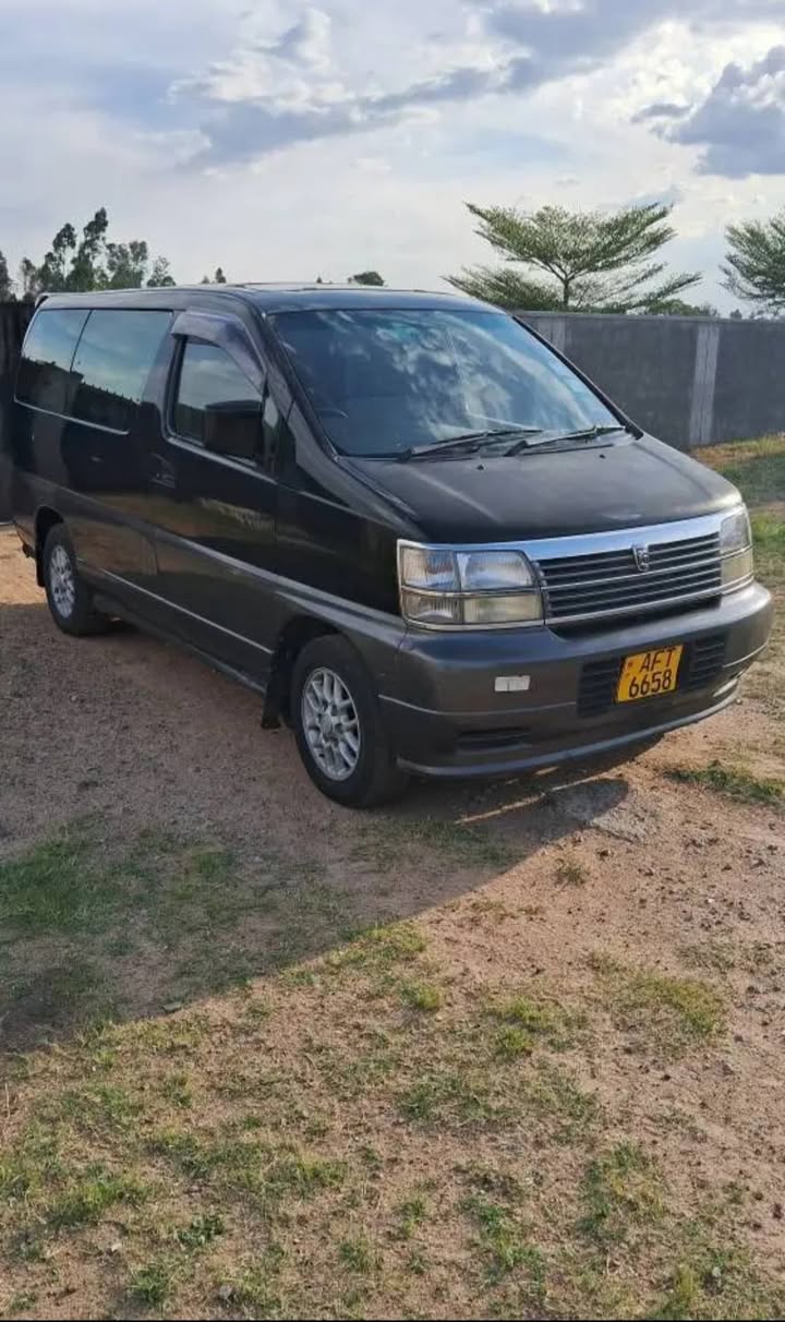 used nissan elgrand