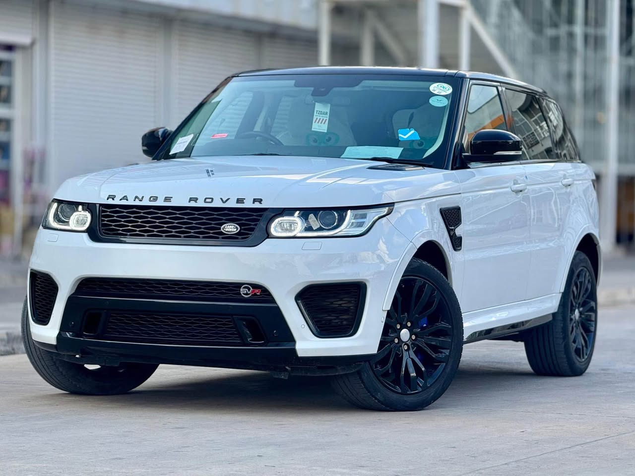 A picture of RANGE ROVER SPORT