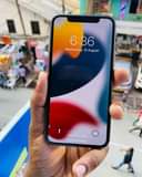 A picture of IPHONE 11 PRO AT 1.3M