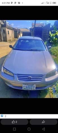 A picture of Camry 2 2