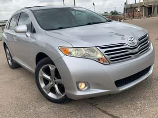 A picture of Venza toks