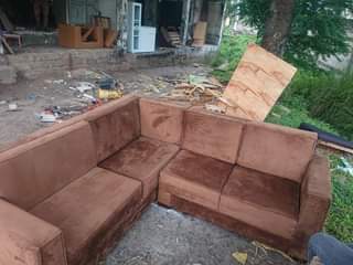 A picture of L SHAPE WATU WANNE