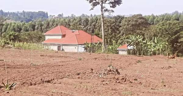 A picture of LAND FOR SALE
