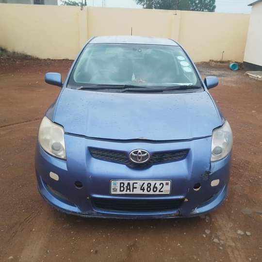 toyota auris