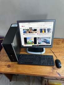 A picture of Hp desktop Computer full set