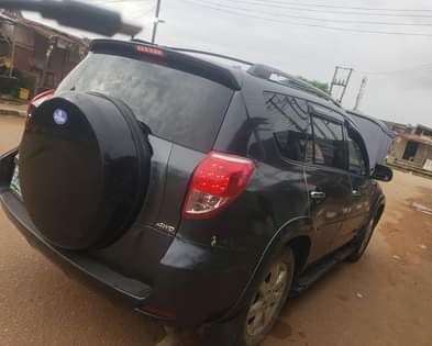 A picture of REGISTERED TOYOTA RAV4 2007.. 7.5M...BARELY A YEAR USED..2022 ON CUSTOM.