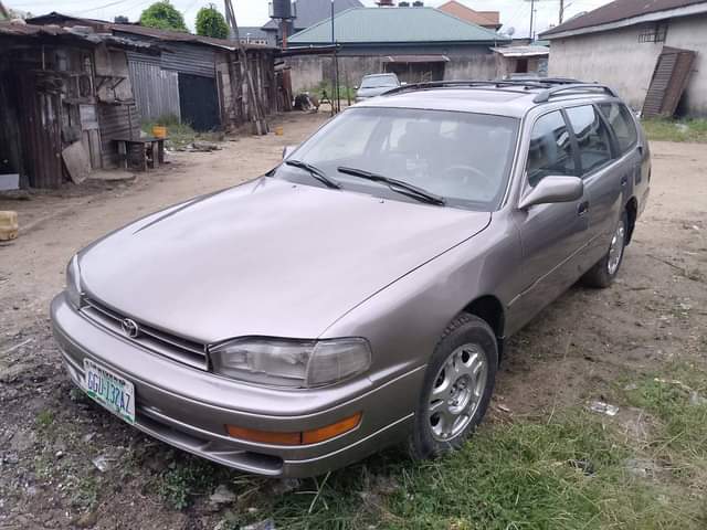 A picture of Camry Wagon