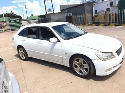 used toyota altezza