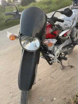 A picture of Boxer inauzwa ina full document new moder HD Bei 2