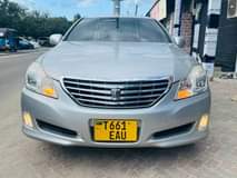 A picture of TOYOTA CROWN ROYAL