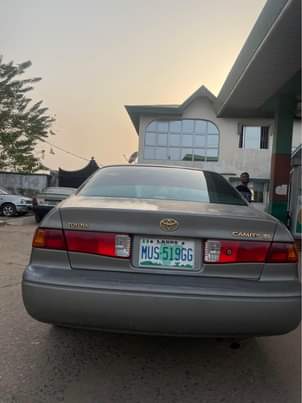 A picture of Used Toyota Camry envelope