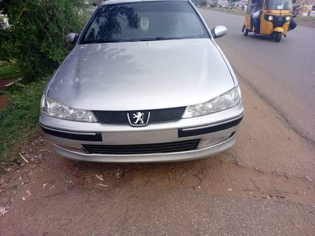 A picture of 2005 peugeo everything working perfectly buy n drive everything working