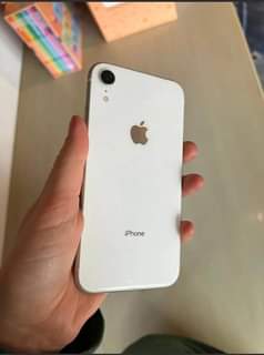 A picture of iphone Xr