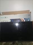 A picture of Hisense flameless 32 with broken screen at 200 000