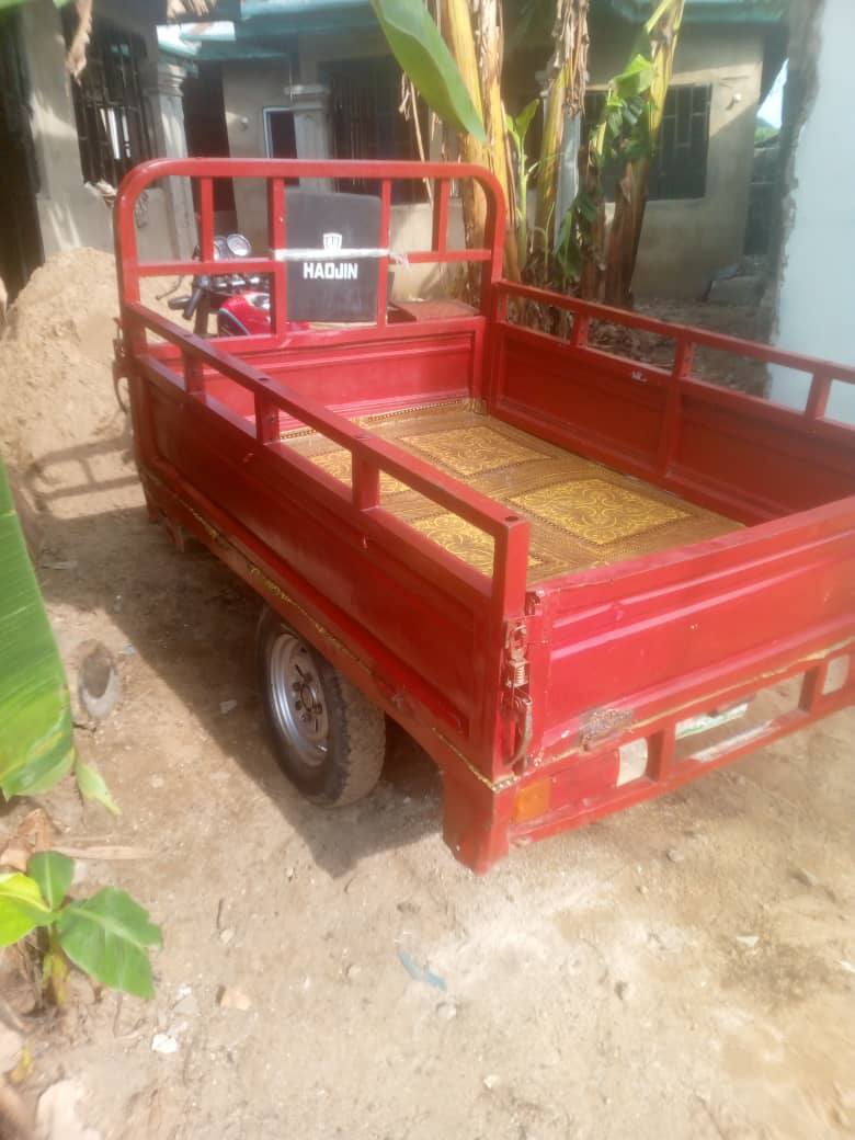 A picture of Tricycle truck for sale