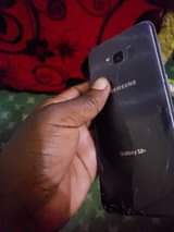 A picture of samsung s8 