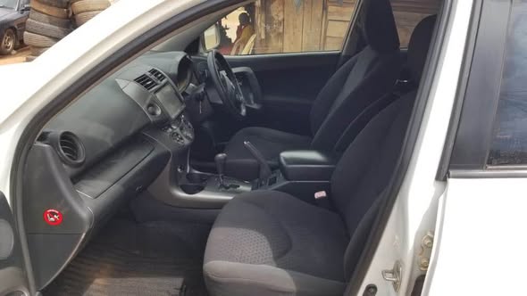 A picture of TOYOTA VANGUARD FOR SALE 31M CALL 0786659778