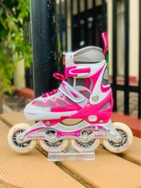 A picture of Roller skating