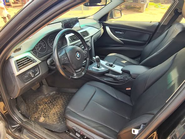 A picture of 2013 BMW F30 328i