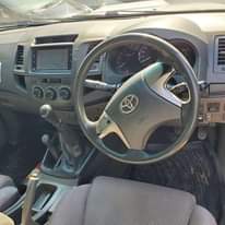 A picture of HILUX 2010 88M