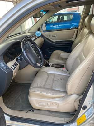 A picture of Toyota Highlander for sale