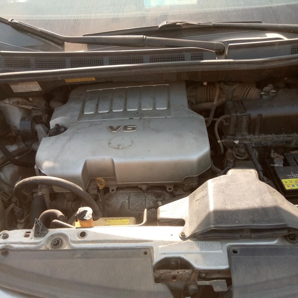 A picture of Toyota sienna for sale