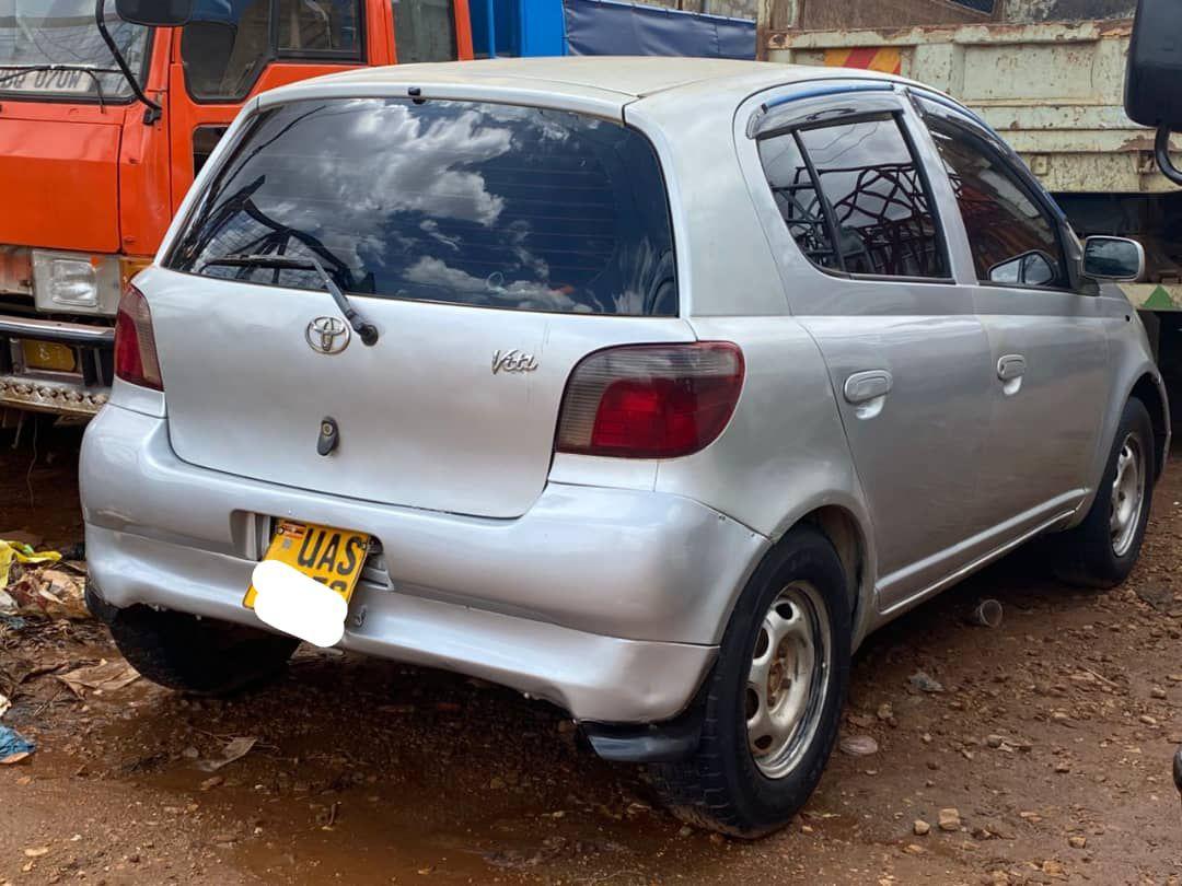 A picture of TOYOTA VITZ ORDINARY 1 3CC MANUAL