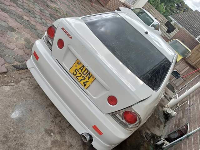 used toyota altezza
