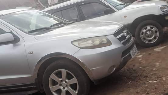 A picture of Hyundai Santafe SM 2007