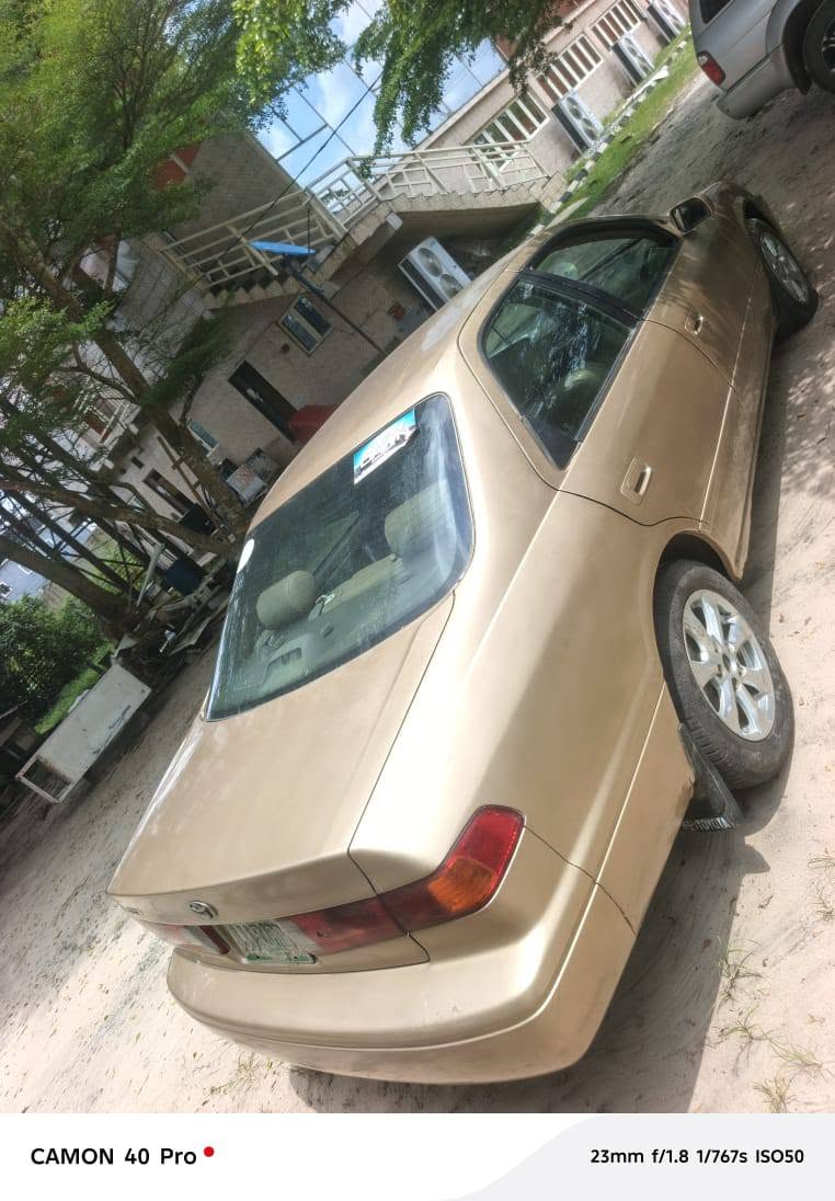 A picture of Toyota Camry Crystal Light