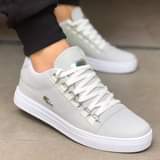 A picture of sneakers7