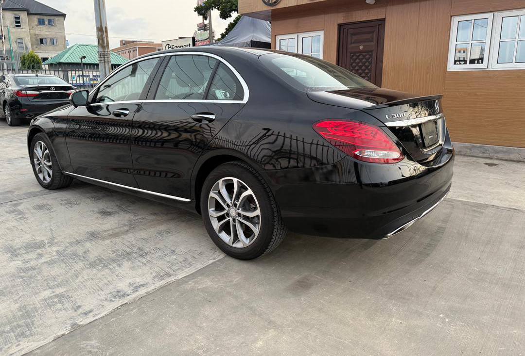 A picture of 2015 Benz c300