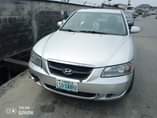 A picture of 2007 Hyundai sonata 1 4m Engine and gear is perfect