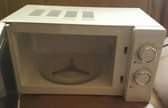 A picture of Newal microwave 20L