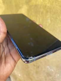 A picture of Samsung S20 ULTRA USED CLEAN