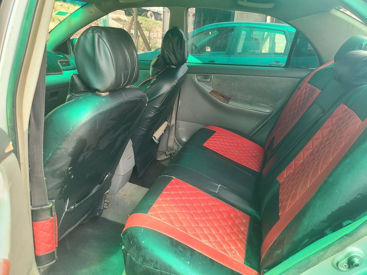 A picture of Toyota corolla aka okerejuwelo 07