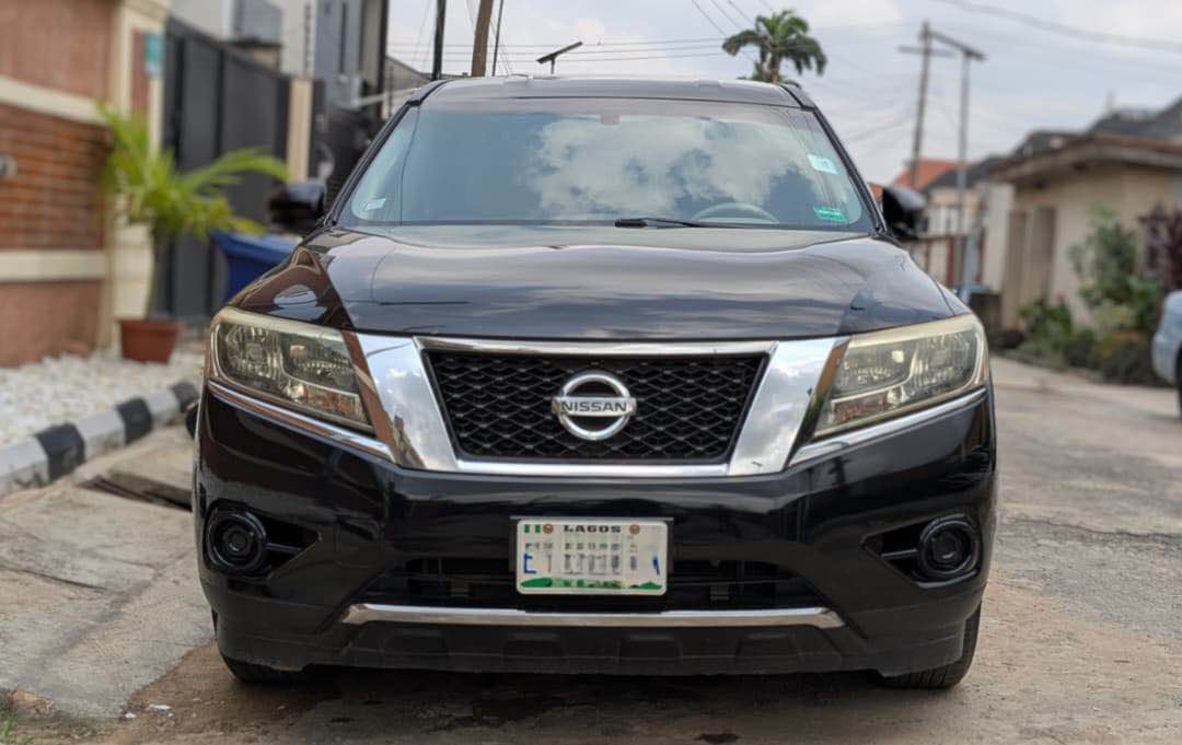 A picture of Sharp 2014 Nissan Pathfinder for sale Nothing to fix One