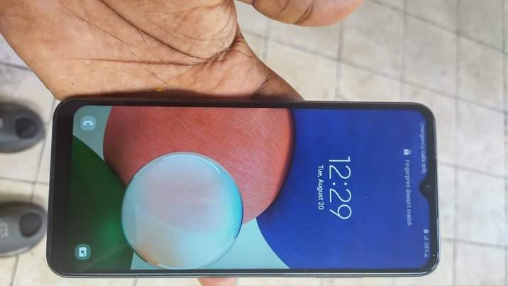 A picture of Samsung A22 5G 64gb 4gb on sell 0701283684