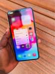 A picture of iPhone XS Max at 750k