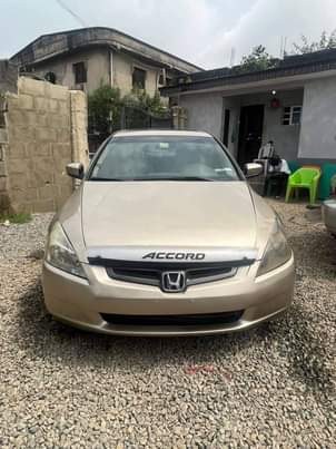 A picture of 2005 Honda Accord