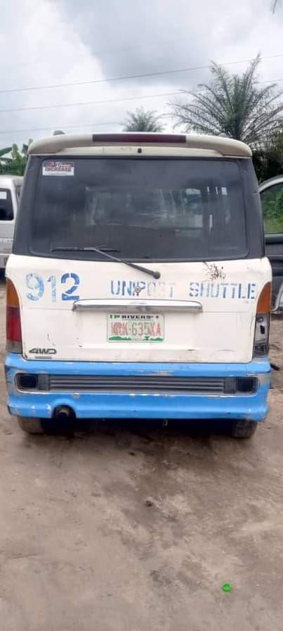 A picture of Dealer market Hijet mini bus available Untempered Engine silent engine