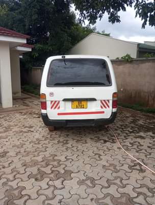 used toyota hiace
