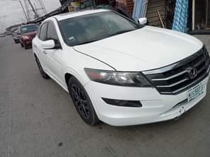A picture of Good deal Very Clean in and out 2010 Honda Crosstour