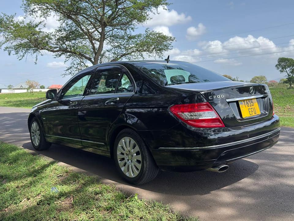A picture of Mercedes Benz