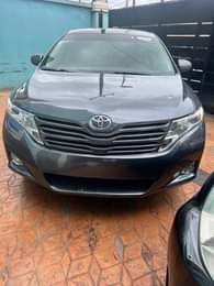 A picture of AWOOF OO FOREIGN USED Toyota Venza Limited 2012 Keyless Panoramic