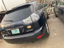 A picture of 08 rx350